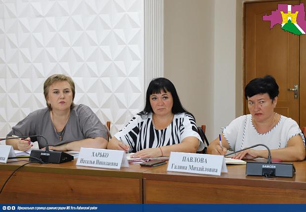  Рабочее совещание по вопросу строительства моста,  соединяющего Ладожское, Александровское и Братское поселения