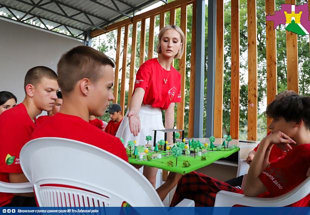 Минувшим летом детский лагерь «Тополек» посетило 640 ребят
