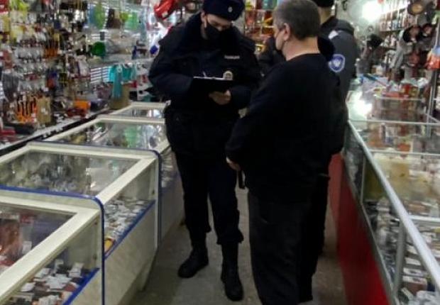 Устьлабинцев проверили на соблюдение масочного режима