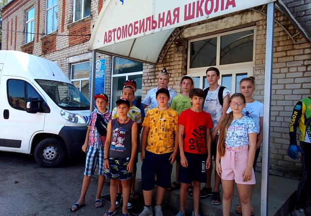 Сотрудники ГИБДД Усть-Лабинского района привлекли мотоклуб к общему делу